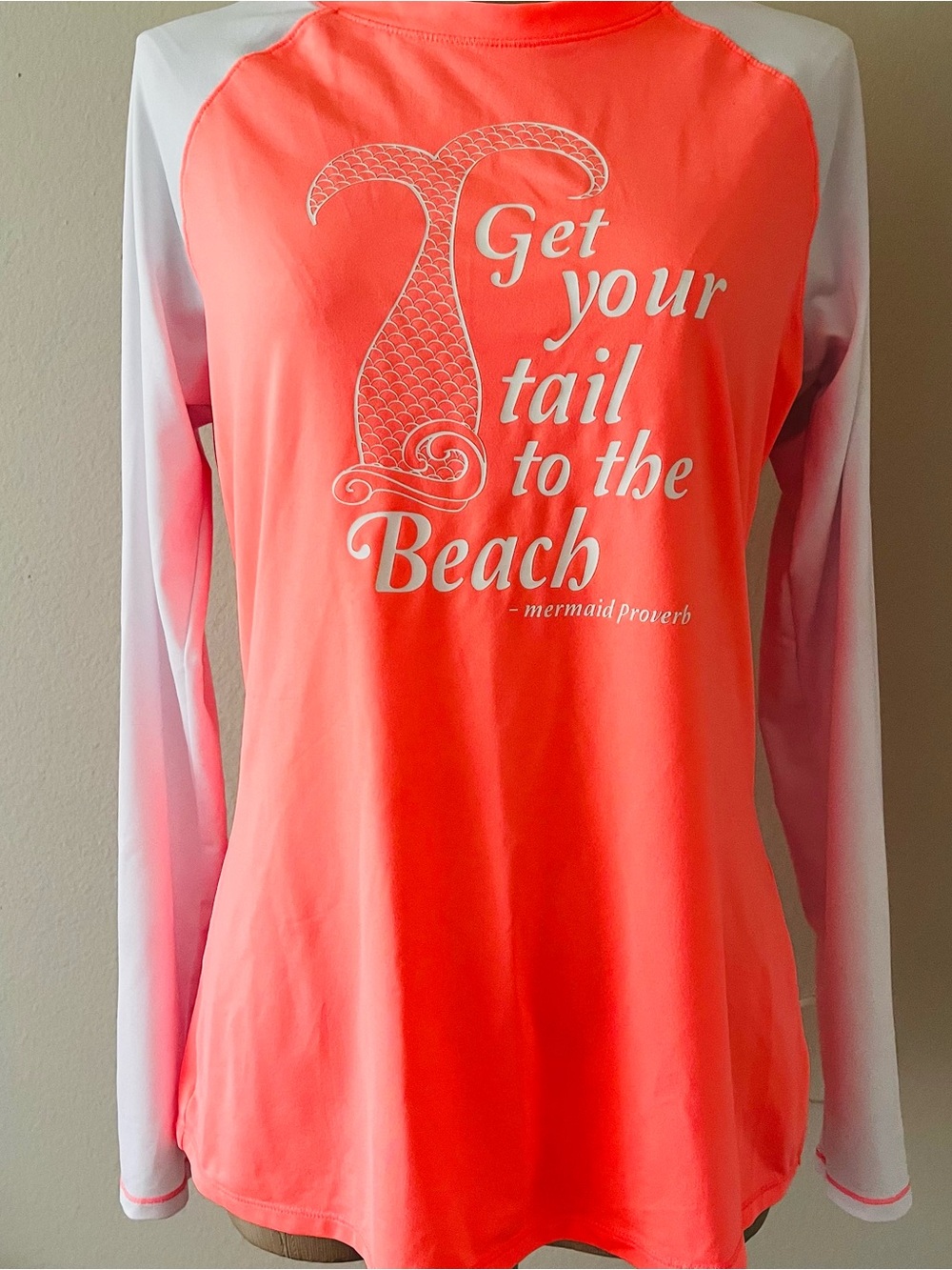 Reel Legends Coral and White 'Get Your Tail to the Beach' Long Sleeve Rash Guard